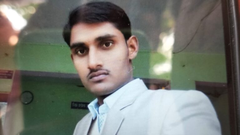 फिरोजाबाद: पत्नी से विवाद के बाद युवक ने नहर में लगाई छलांग, गुस्साए ग्रामीणों ने लगाया जाम
