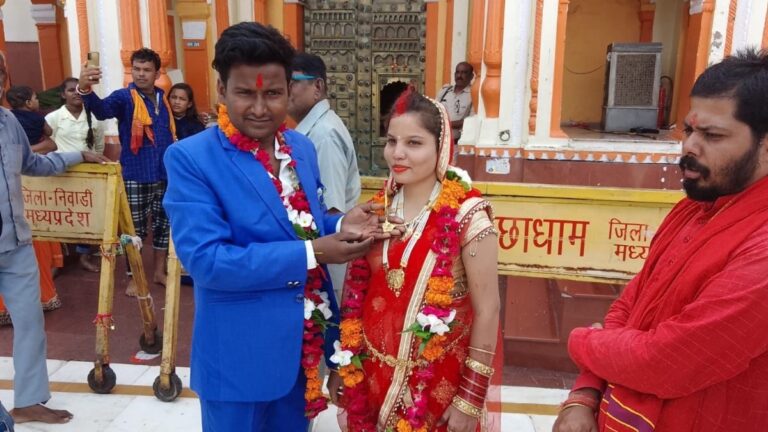 'शादी नहीं हुई, पैसे देकर बनवाए पेपर', लेखपाल बनते ही पति छोड़ने के आरोपों पर रिचा सोनी ने दिया जवाब