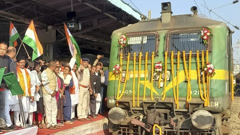 IRCTC: रेल मंत्रालय ने मिथिलांचल वासियों को दी खुशखबरी, झारखंड के लिए नई ट्रेन की दी सौगात