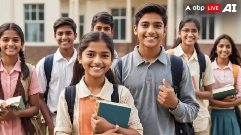 Varanasi News: सावन के महीने में रविवार को खुलेंगे स्कूल, सप्ताह में इस दिन मिलेगी छुट्टी, जानें पूरी डिटेल