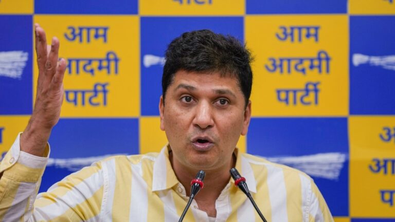 जीटीबी अस्पताल में फायरिंग को लेकर एक्शन में स्वास्थ्य मंत्री सौरभ भारद्वाज, बोले- दोषियों को नहीं बख्शा जाएगा