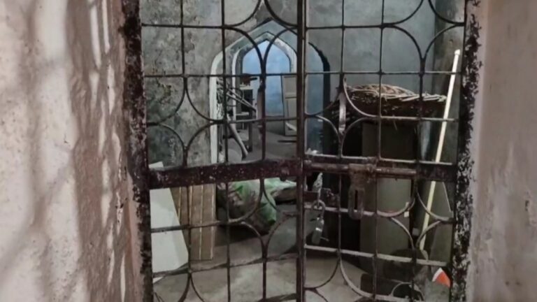 UP: अलीगढ़ में मौजूद है स्वतंत्रता सेनानियों का बंकर, जहां से लिखी जाती थी जीत की पटकथा