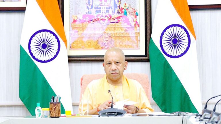 ‘पांच दिन के अंदर बम से उड़ा दूंगा', CM योगी को मिली धमकी, सरकारी अमले में मचा हड़कंप