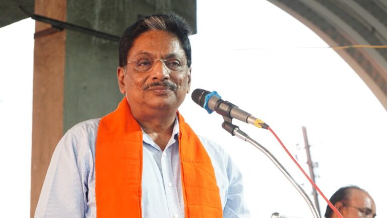 Gujarat:  कांग्रेस के हमले पर BJP का पलटवार, मंत्री ऋषिकेश पटेल बोले- 'गुजरात को...'