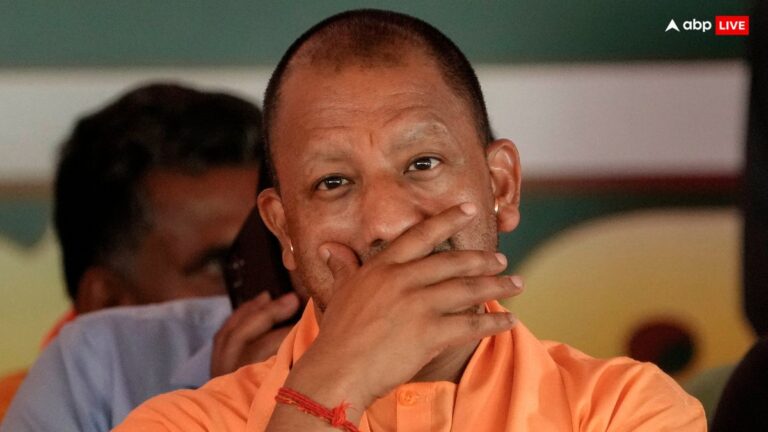 UP Politics: योगी सरकार को लग सकता है झटका, ये मंत्री दे सकती हैं इस्तीफा, राज्यपाल से की मुलाकात