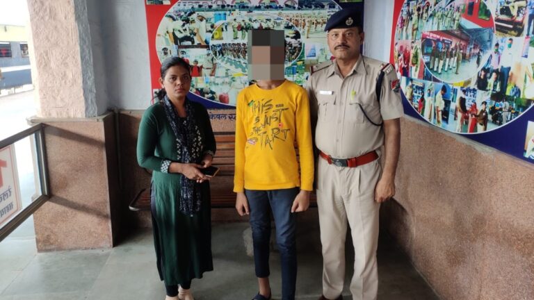 'ऑपरेशन नन्हे फरिश्ते' के जरिए RPF ने 84 हजार से ज्यादा बच्चों को बचाया, घर से भागने वालों की संख्या अधिक