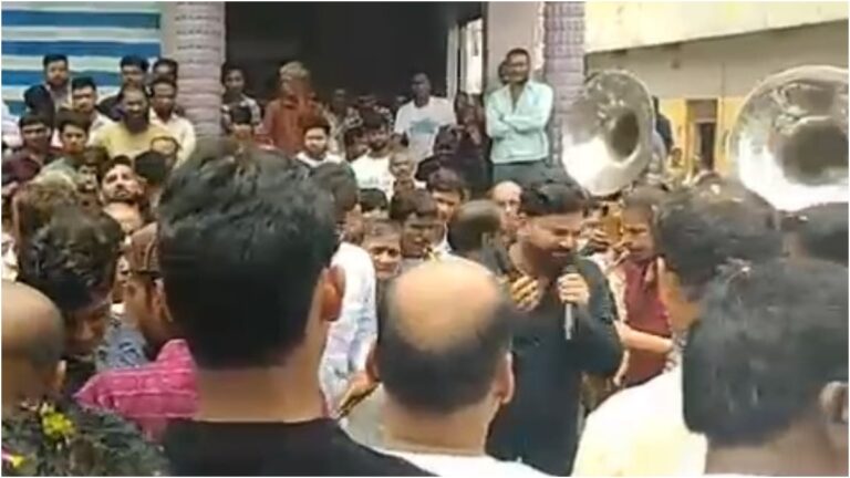 MP: CM मोहन के जिले में मुहर्रम जुलूस के दौरान होने लगा हनुमान चालीसा का पाठ, फिर क्या हुआ?