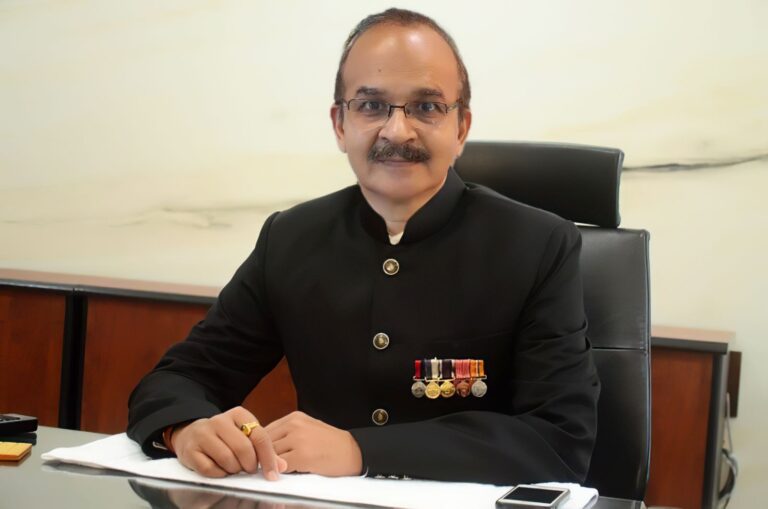 Challenges before Police in Modern Times Dr. Shailendra Srivastava